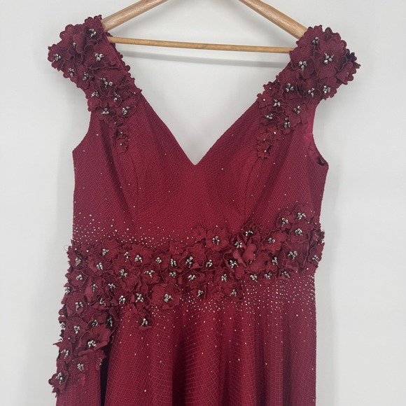 Mac Duggal Dress Womens 14 Red Beaded 3D Floral Tulle Maxi Formal Gown Evening - Picture 3 of 15